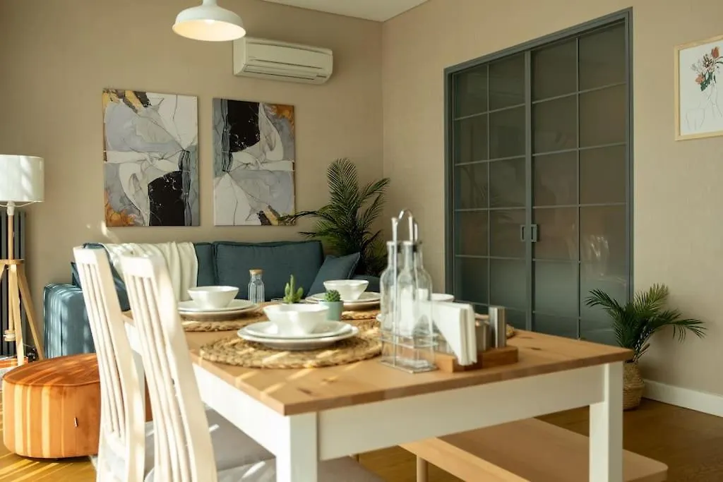 Skyland Luxury Tower Istanbul 1+1 With Terrace Apartment