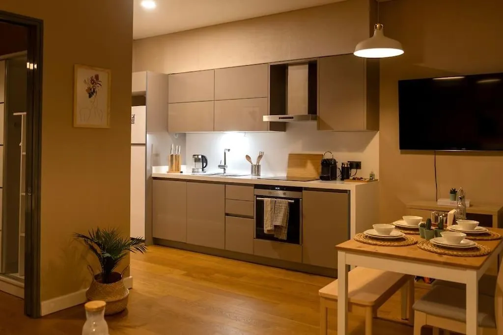 Skyland Luxury Tower Istanbul 1+1 With Terrace Apartment 0*,  Turkey